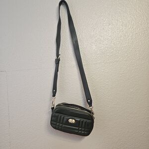 Green Quilted Mini Crossbody Double Zippers Card Slots Gold Hardware Minimalist